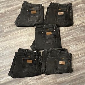 Set of 5 Wranglers Men’s 40x32 13MWZ jeans